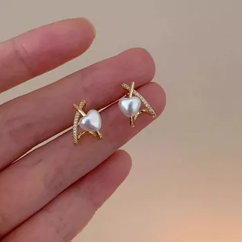 Модные серьги в форме сердца с искусственным кристаллом и жемчугом, изысканные геометрические серьги-гвоздики для женщин и девочек, корейские ювелирные аксессуары печёночный