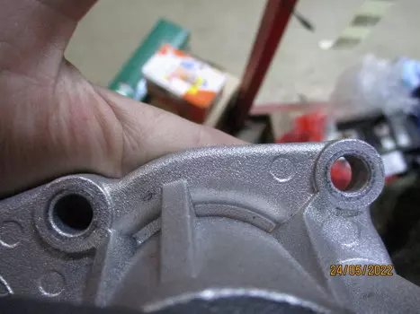 УЦЕНКА,ВОДЯНАЯ ПОМПА MITSUBISHI/CHRYSLER/CITROEN,СЛЕДЫ УСТАНОВКИ