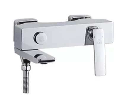 Смеситель для ванны с душем Rose R2702 хром