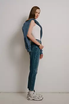 Джинсы mom fit женские