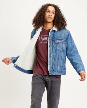 Синяя мужская джинсовая куртка с овчиной Levi's
