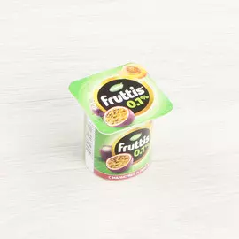 Йогурт Campina Fruttis Легкий Вишня, персик, маракуйя 0,1% 110 г