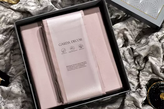 Комплект постельного белья "Пудреная роза" семейный Garda Decor