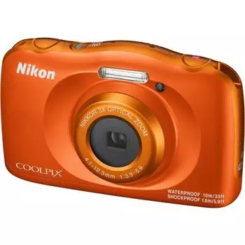 Цифровой фотоаппарат Nikon