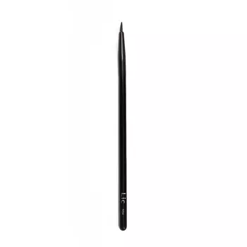 LIC Кисть S04 для нанесения подводки / Makeup Artist Brush 1 шт
