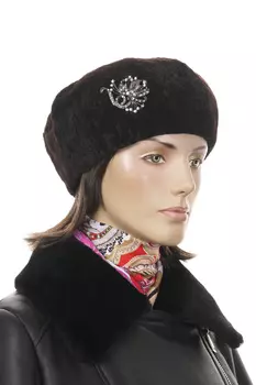 Шапка женская из мутона