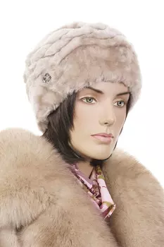 Шапка женская из мутона