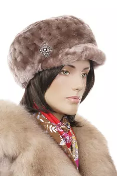 Шапка женская из мутона