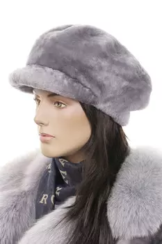 Шапка женская из мутона