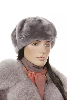 Шапка женская из мутона