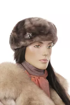 Шапка женская из мутона