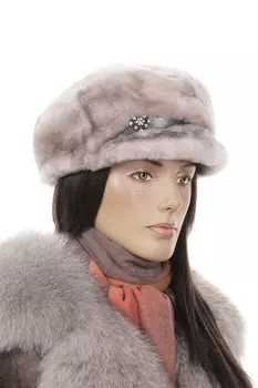 Шапка женская из мутона