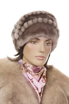 Шапка женская из мутона