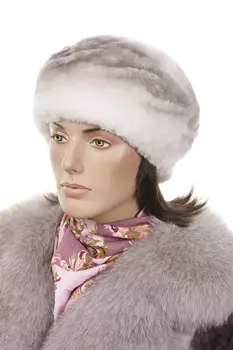 Шапка женская из мутона