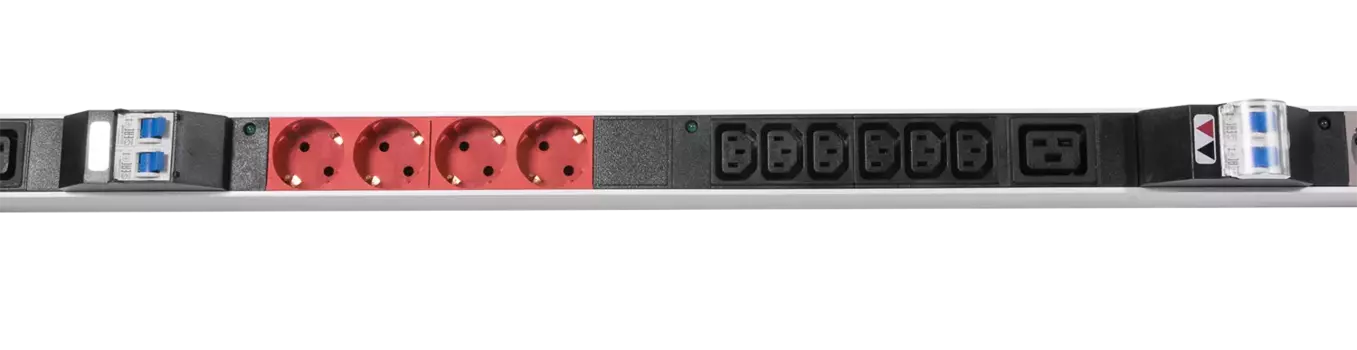 Блок розеток (PDU) Rem R-3x32-12S-18C13-3C19-A-I-1820-3-3PN, 1U, кол-во розеток:33 (12xЕвро/18xC13/3xC19), 32А, черный, кабель питания 3 м (30112232103)