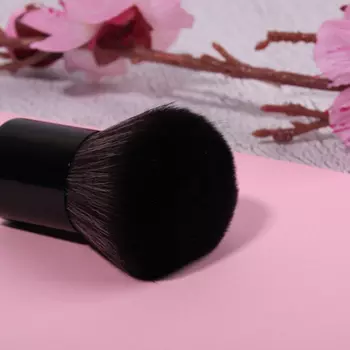 Кисть кабуки ЮниLook, ворс нейлон, 7 см