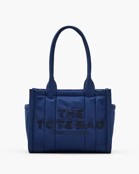 Сумка-тоут среднего размера из пухлого нейлона Marc Jacobs, цвет Blue Sea