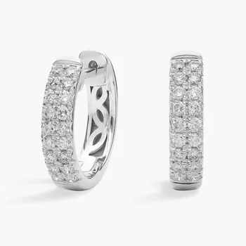 Миниатюрные двухрядные серьги-кольца Huggie Hoop с бриллиантами из 14-каратного белого золота (1/3 карата) Blue Nile