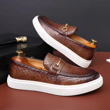 Модные новые черные мужские кроссовки Slip-On Solid Green Brown Platform Shoes Men s Vulcanize Shoes Size 38-46 38 зелёный