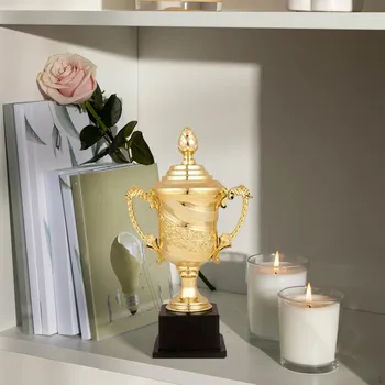 Трофейный кубок чемпионов по футболу 18.5cm