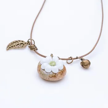 Stone flowers bloom ceramic pinched flower necklace, female ethnic style handmade retro Mori cute bells simple accessories