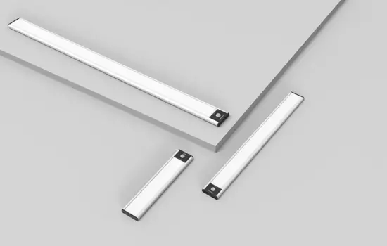 Умный светильник Yeelight Motion Sensor Closet Light A60 универсальный серебристый (YDQA1520008GYGL)